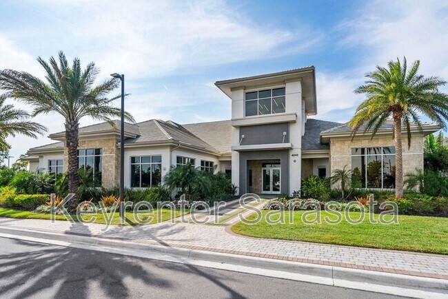 Building Photo - 16207 San Donato Pl