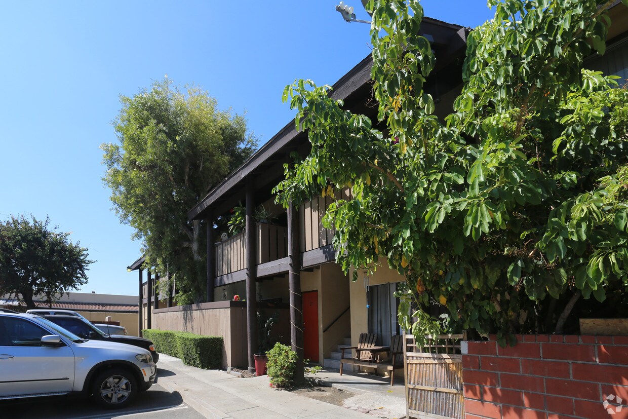 Almont Apartments Anaheim Ca Apartment Finder Almont Apartments Anaheim Ca Apartment Finder