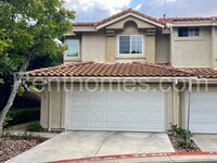 Building Photo - 10960 Creekbridge Pl