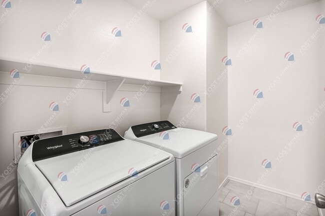 Building Photo - Gorgeous home- $500 off the 1st months rent