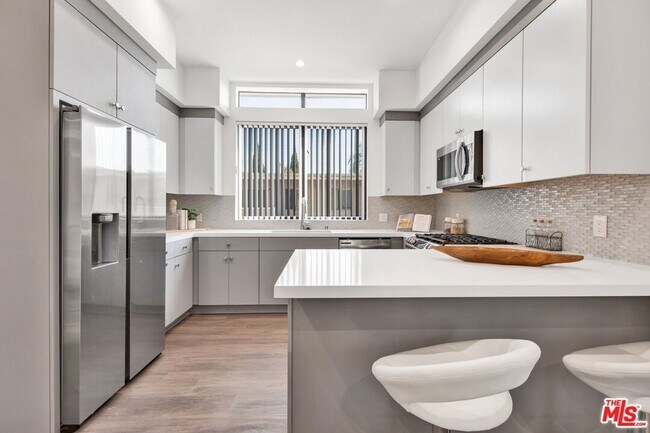 Building Photo - 1458 Butler Ave