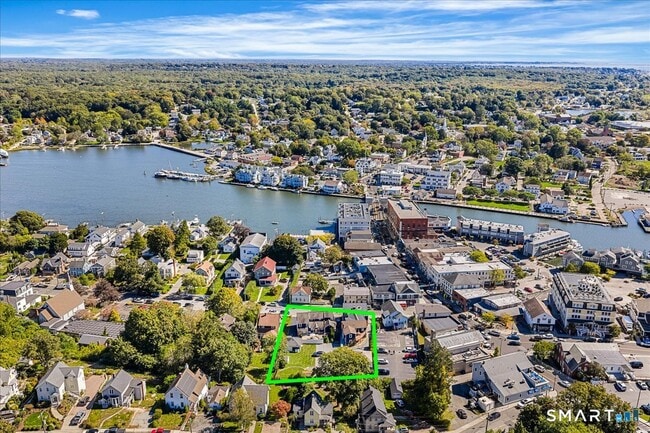 Building Photo - 3 Pearl St