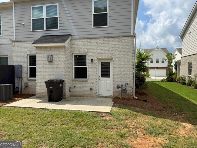 Building Photo - 3614 Silvery Wy