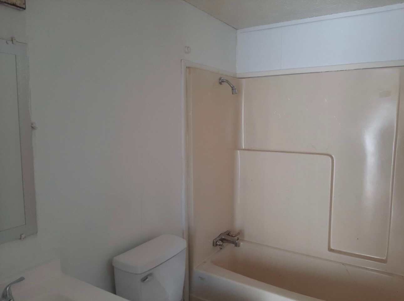 Building Photo - 189 Wild Forest Ln