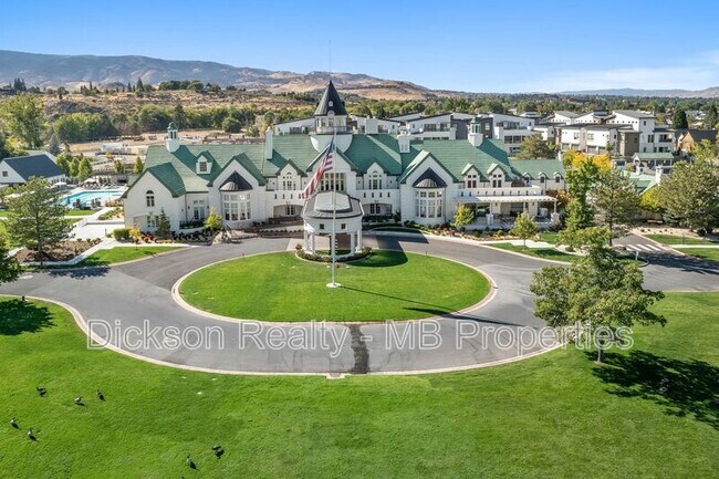 Building Photo - 76 Caballada St