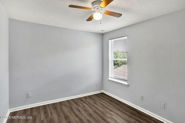 Building Photo - 157 Heron Landing Rd