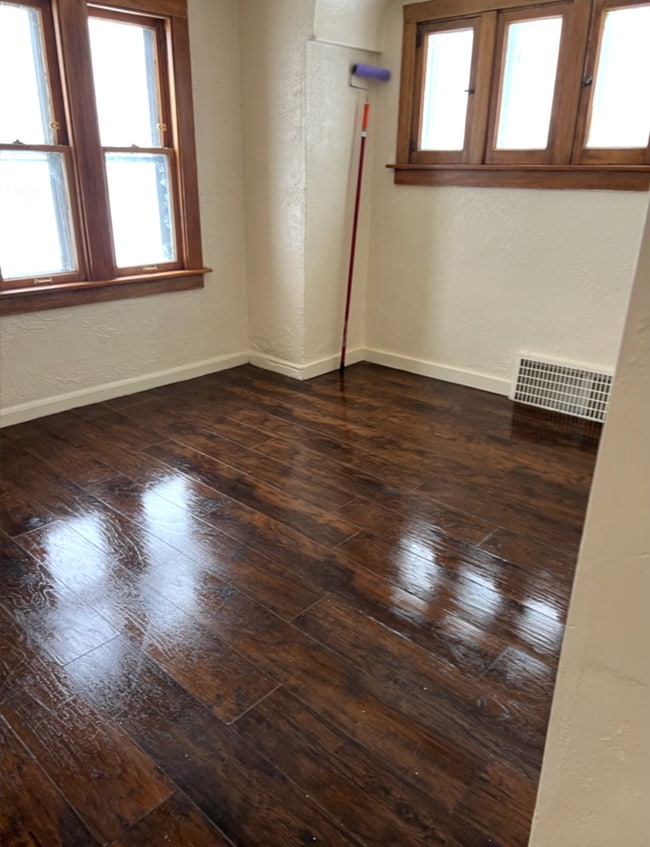 Building Photo - Nice 3-Bedroom Single Family Home Available August 1st!