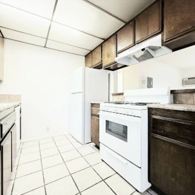 Building Photo - 11057 Ferina St