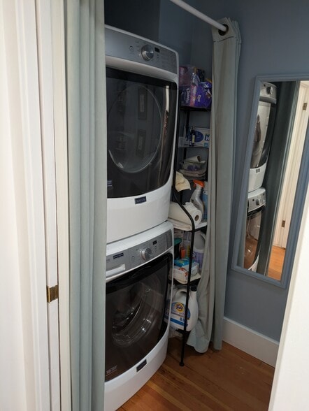 Building Photo - 522 E Maple Ave