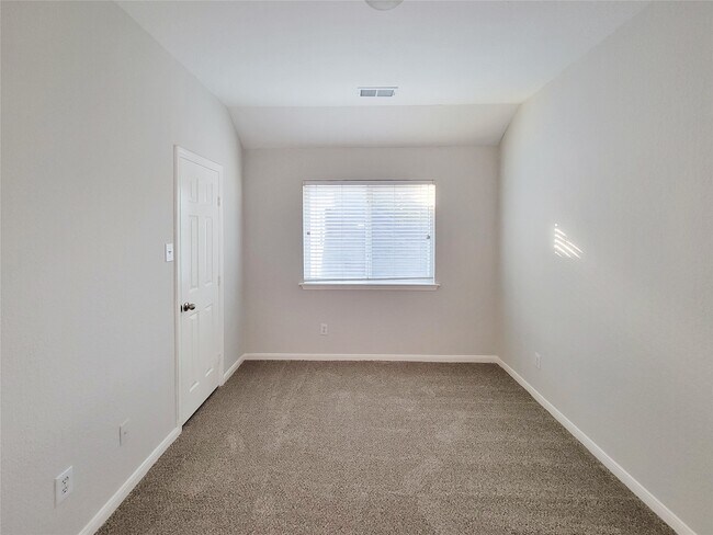 Building Photo - 7243 Crimson Sky Dr