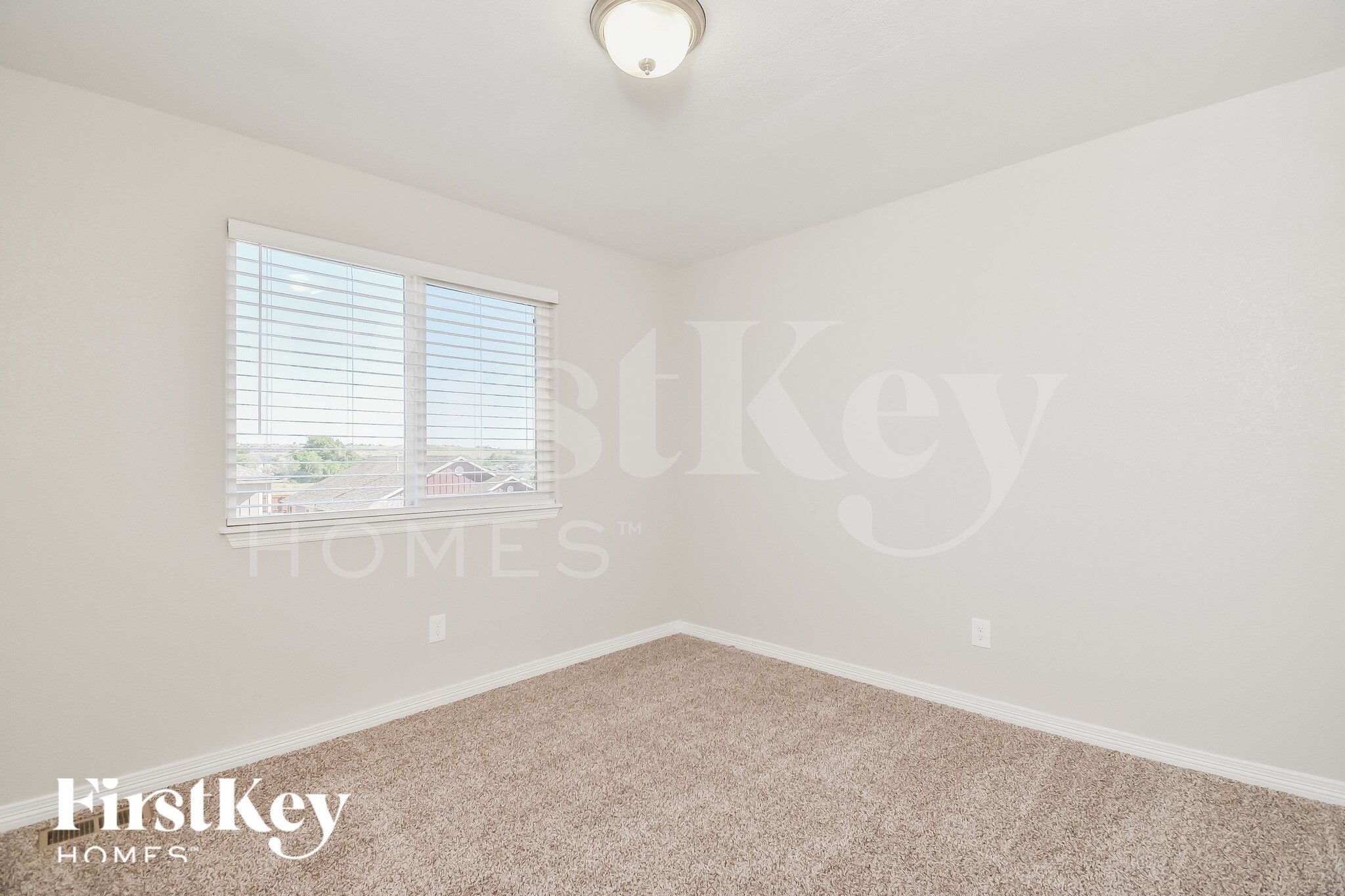 Building Photo - 7495 Araia Dr