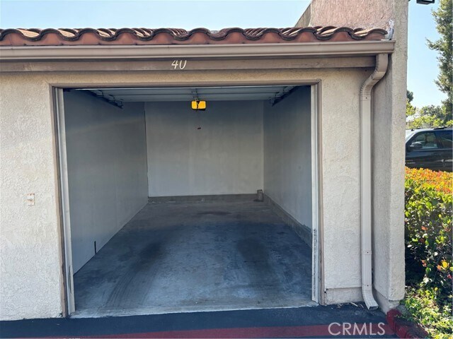 Building Photo - 4791 Lago Dr
