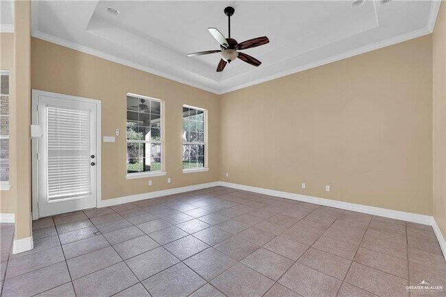 Building Photo - 29 Barcelona Blvd