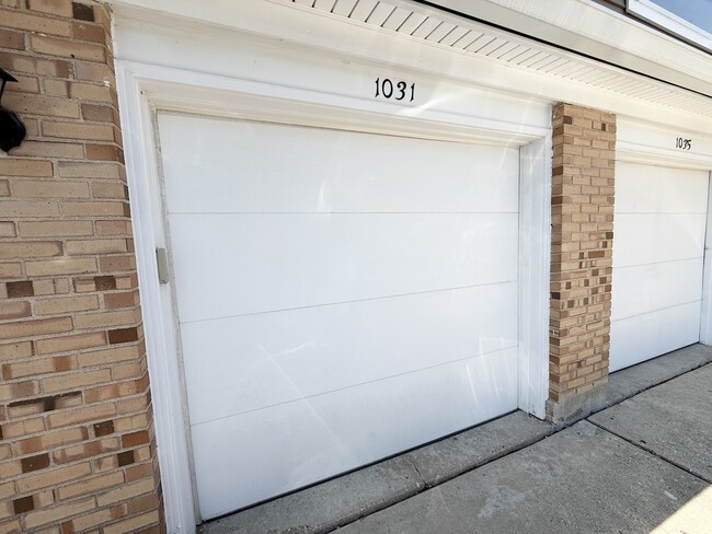 Building Photo - 1031 Courtland Dr