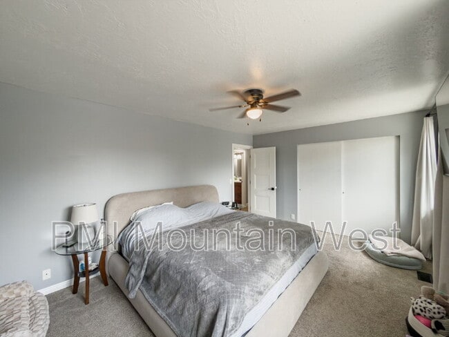 Building Photo - 4982 Aspen Shadow Ct