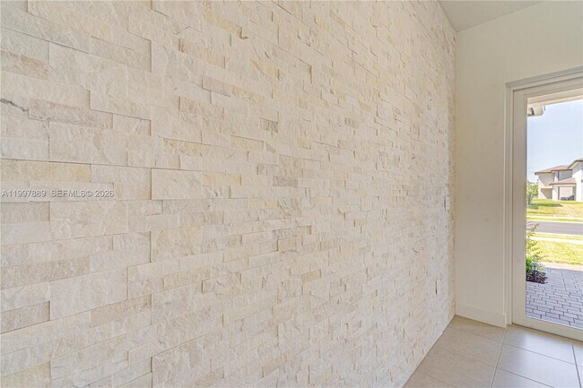 Building Photo - 4390 SW 122nd Terrace