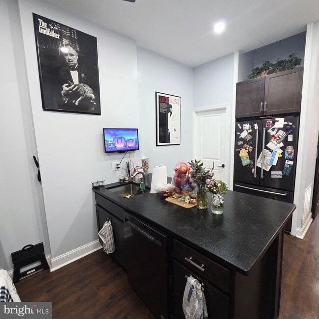 Building Photo - 768 N 26th St