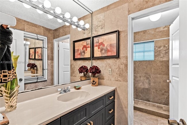 Building Photo - 8909 SW 108th St