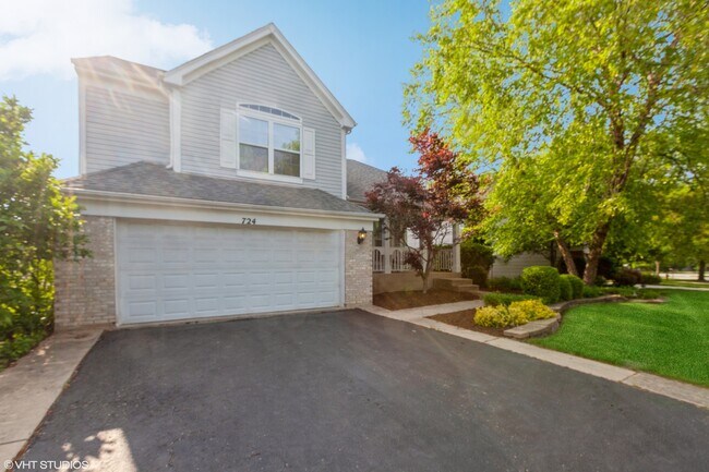 Building Photo - 724 Wildflower Cir