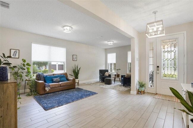 Building Photo - 8414 Vivaro Isle Way