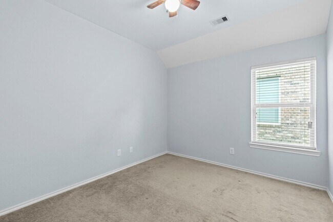 Building Photo - 4318 Plumeria Ave