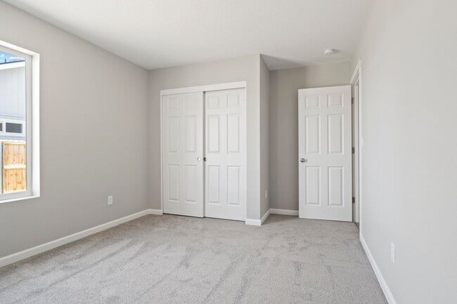 Building Photo - 1004 Brandon Way