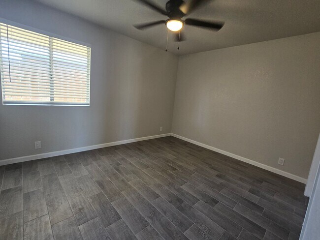 Building Photo - 2 BR 1 BA available now