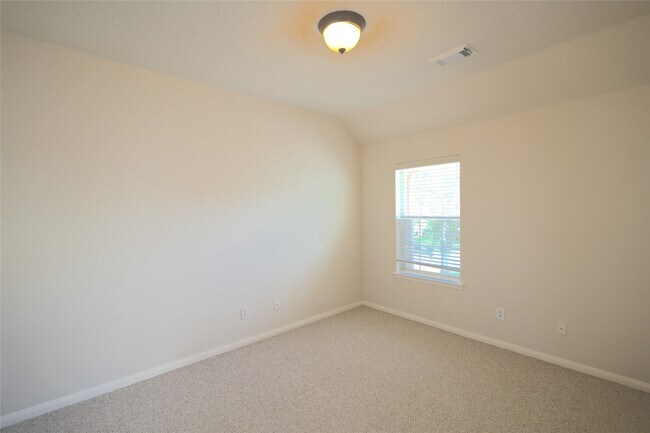 Building Photo - 4810 Zachary Ln