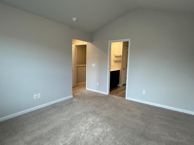 Building Photo - 4613 Wildaire Ln
