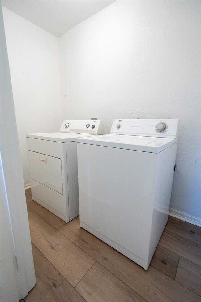 Building Photo - 2314 Ruth St