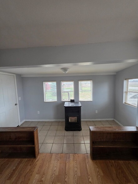 Building Photo - 15707 Norman Rd