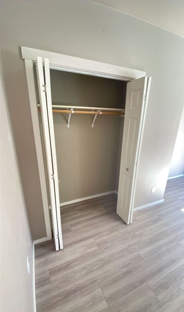 Building Photo - 1111/1113/1115 N Garden St