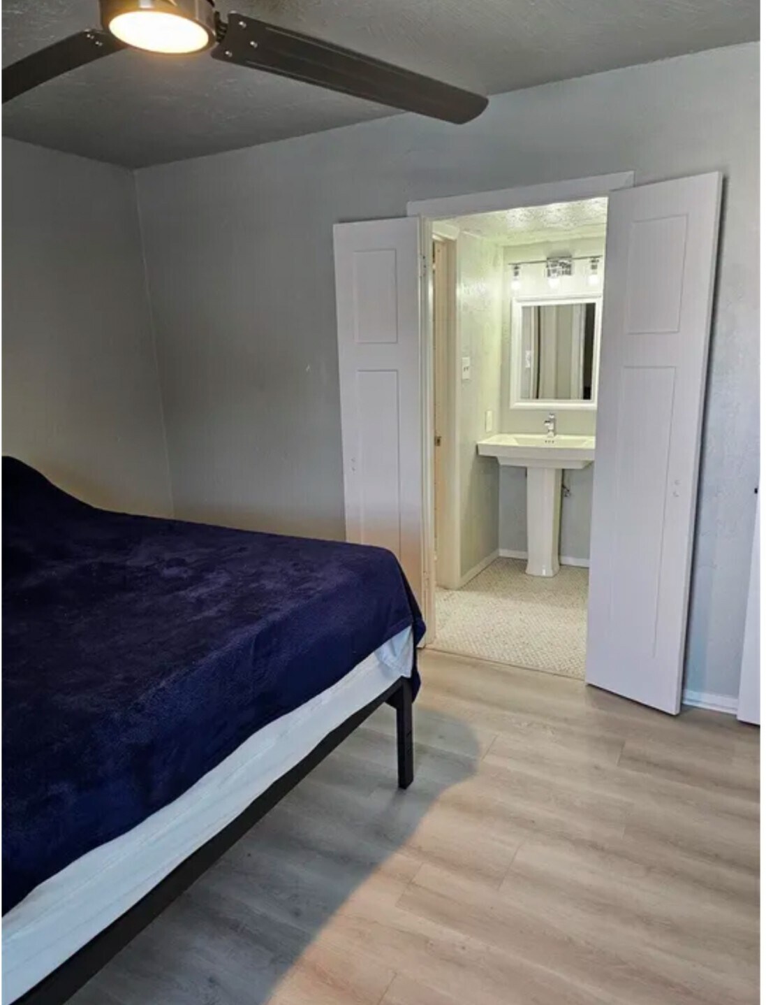 Building Photo - 5303 Fleetwood Oaks Ave