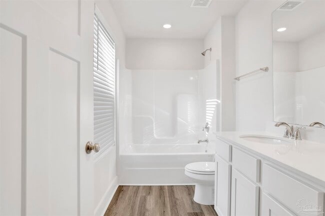 Building Photo - 4932 Valor Ct