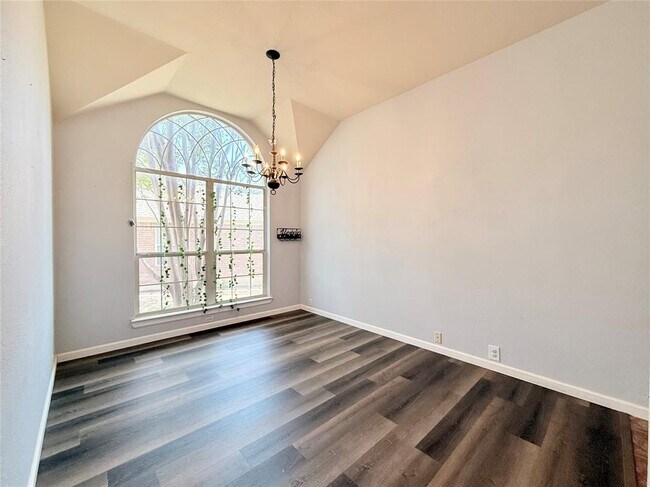 Building Photo - 312 Middle Ground Cove