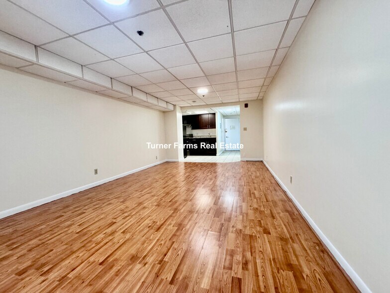 Building Photo - 67 Boylston St
