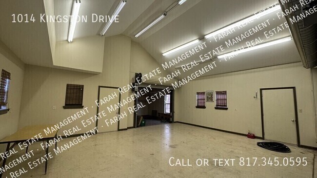 Building Photo - 1014 Kingston Dr