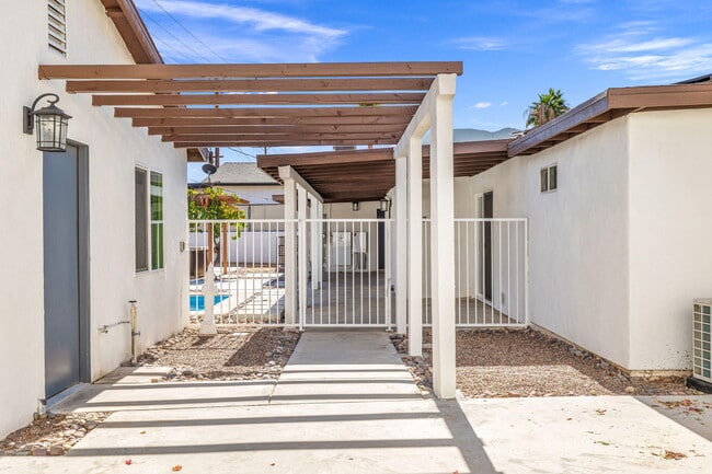 Building Photo - 51480 Avenida Obregon