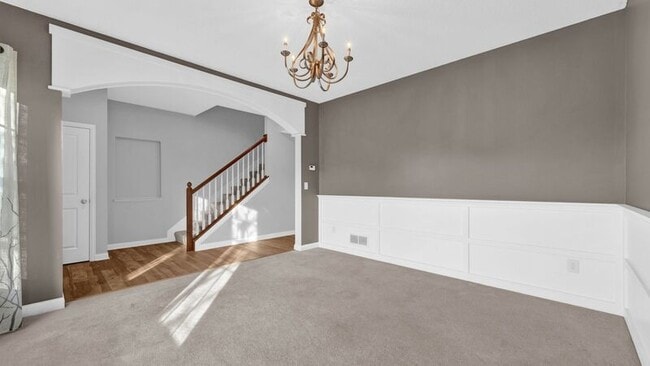 Building Photo - 6294 New Albany Rd W