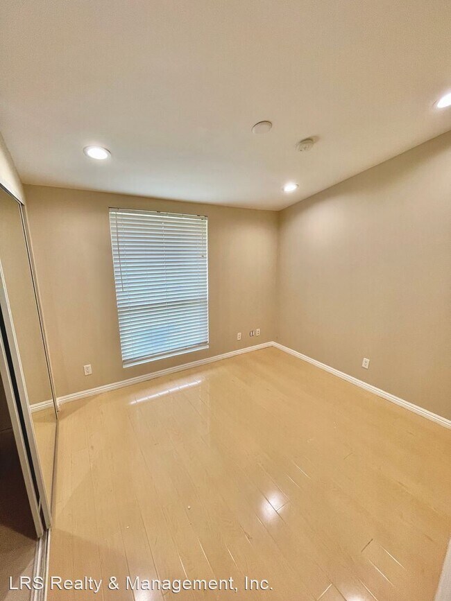 Building Photo - 2 br, 1.5 bath House - 17330 Firma Court