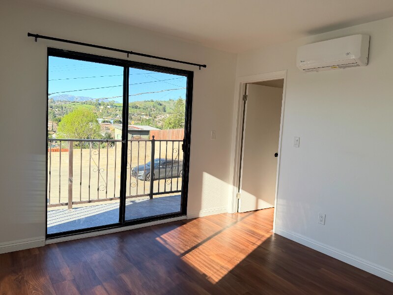 Building Photo - 4953 Barstow St