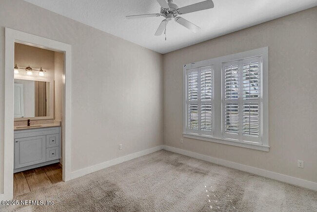 Building Photo - 94 Fairway Wood Way
