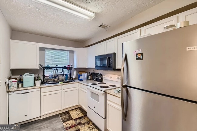 Building Photo - 6433 Wellington Chase Ct