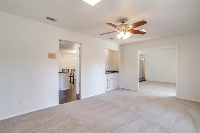 Building Photo - 2017 Garden Oaks Dr