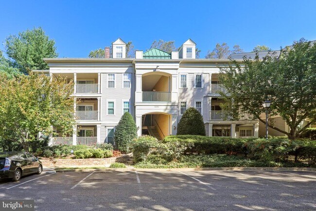 Building Photo - 15301 Diamond Cove Terrace