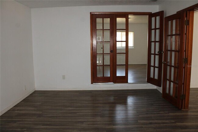 Building Photo - 3316 26th St W