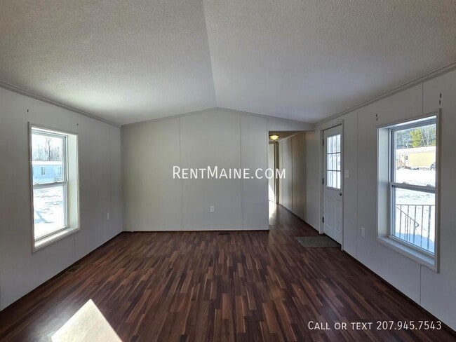 Building Photo - 41 Hatch St