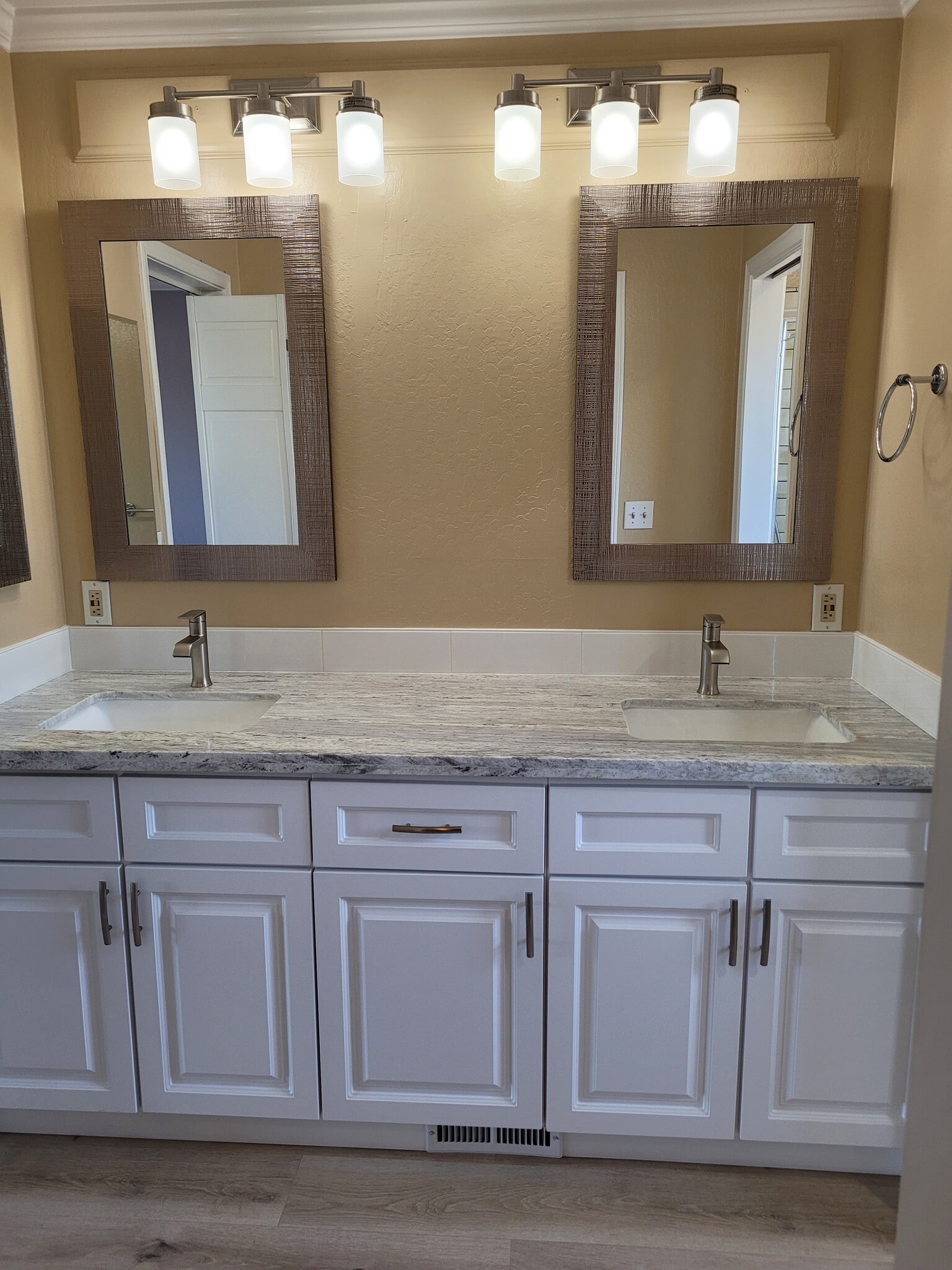new vanity - 621 Bryan Ave