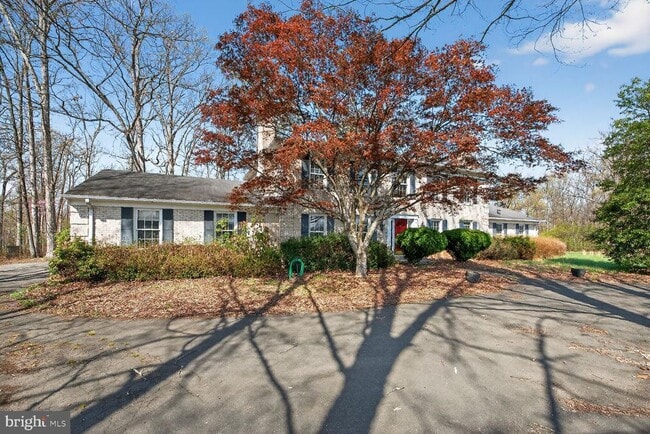 Building Photo - 21733 Oatlands Rd