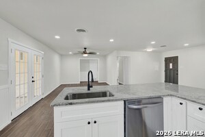 Building Photo - 129 Young W
